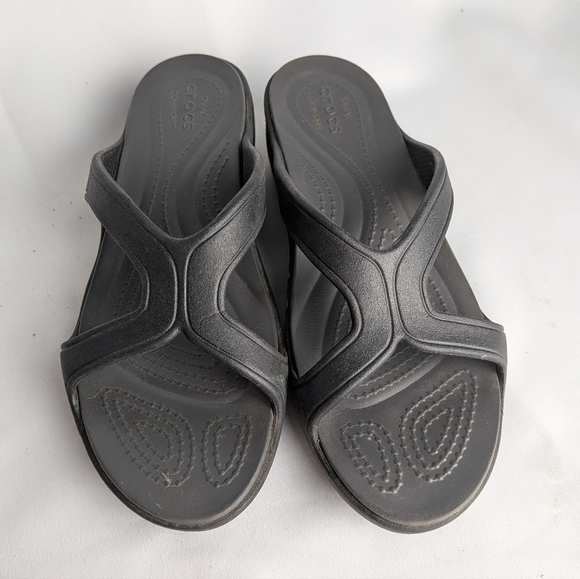 CROCS Women Wedge Sandals Size 6 Dark Gray Black Color - Picture 2 of 9